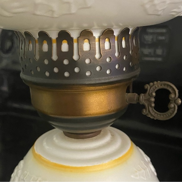 Vintage Table Lamp - Picture 4 of 6